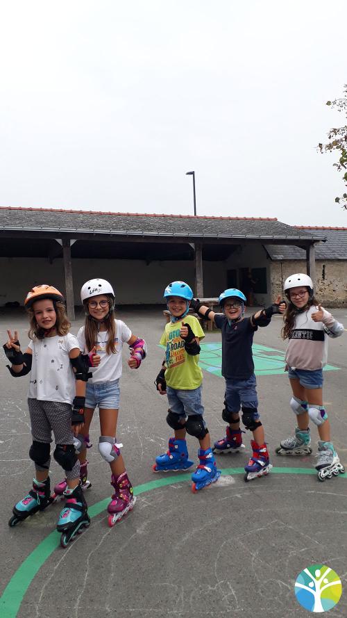 Activité rollers avec les CM